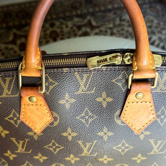Louis Vuitton Alma bag - Picture 7 of 14